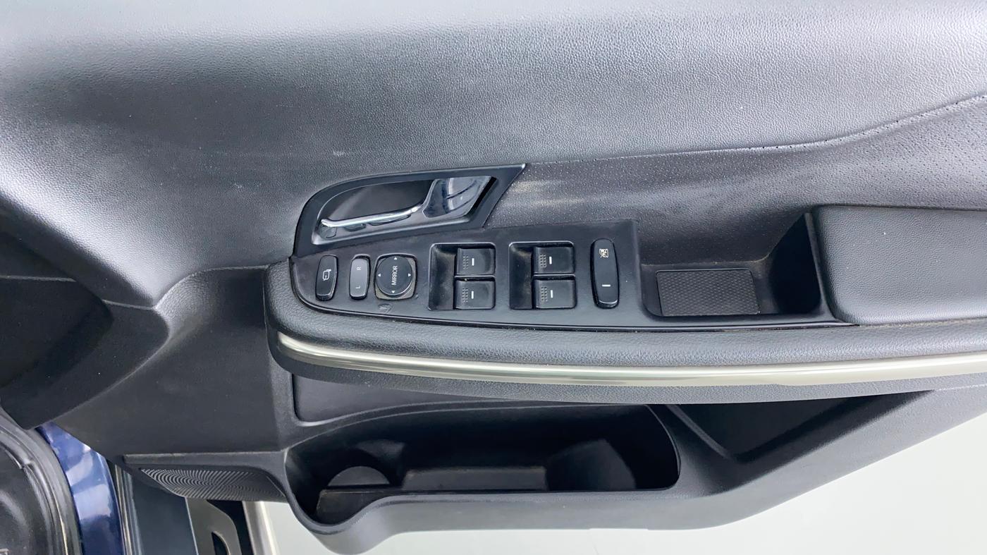 2019 Tata Hexa Varicor 400 XTA, Diesel, Automatic, 42,121 km, Driver Side Door Panels Control