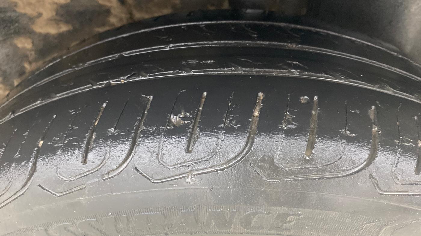 2022 Tata ALTROZ XZA PLUS, Petrol, Automatic, 44,390 km, Left Rear Tyre Tread