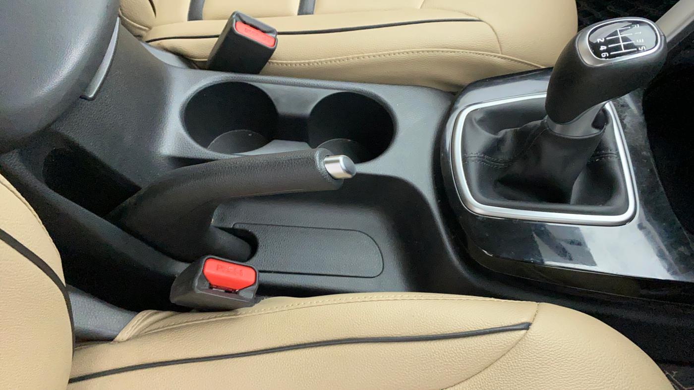 2021 KIA SELTOS HTX 1.5 PETROL MT, Petrol, Manual, 2,829 km, Gear Lever