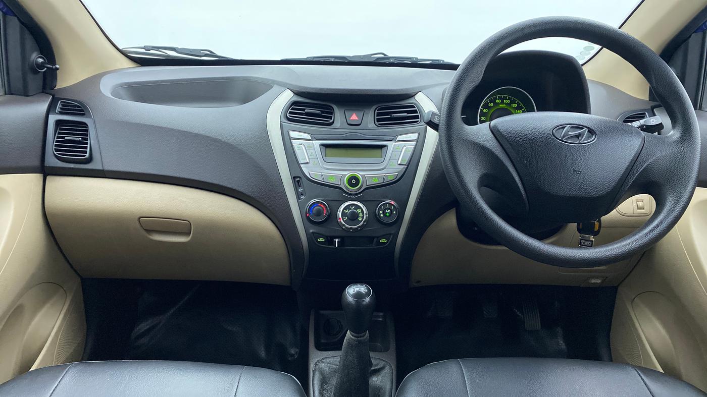 2015 Hyundai Eon MAGNA PLUS, Petrol, Manual, 29,128 km, Dashboard