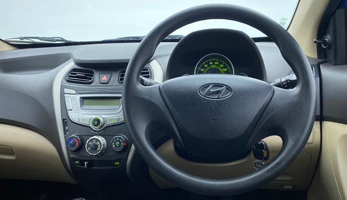 2015 Hyundai Eon MAGNA PLUS, Petrol, Manual, 29,128 km, Steering Wheel Close Up