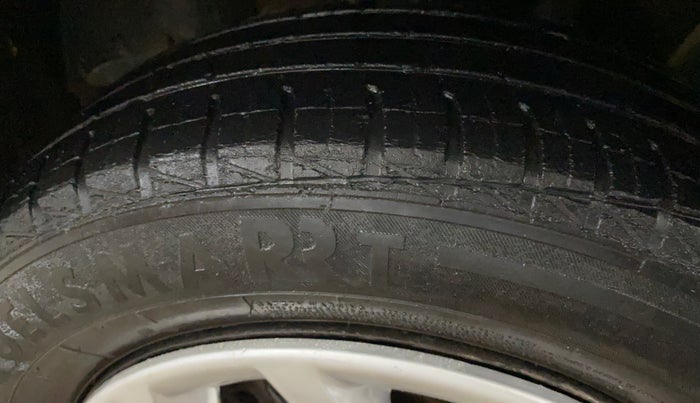 2020 Renault Kwid NEOTECH RXL 1.0 AMT, CNG, Automatic, 48,273 km, Left Front Tyre Tread