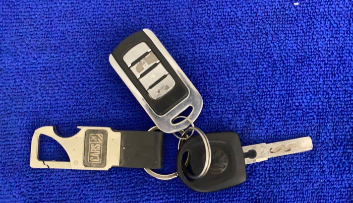 2011 Volkswagen Polo COMFORTLINE 1.2L PETROL, Petrol, Manual, 72,237 km, Key Close Up