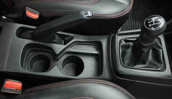 2021 Maruti Vitara Brezza ZXI, Petrol, Manual, 14,835 km, Gear Lever