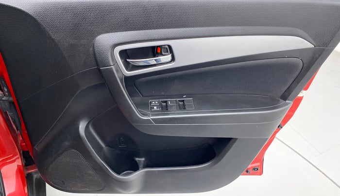 2021 Maruti Vitara Brezza ZXI, Petrol, Manual, 14,835 km, Driver Side Door Panels Control