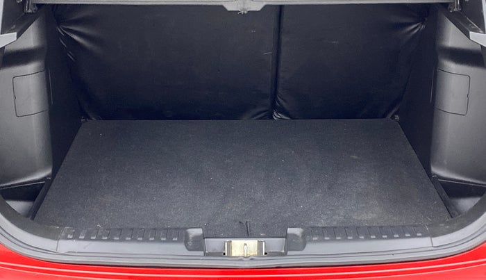 2021 Maruti Vitara Brezza ZXI, Petrol, Manual, 14,835 km, Boot Inside