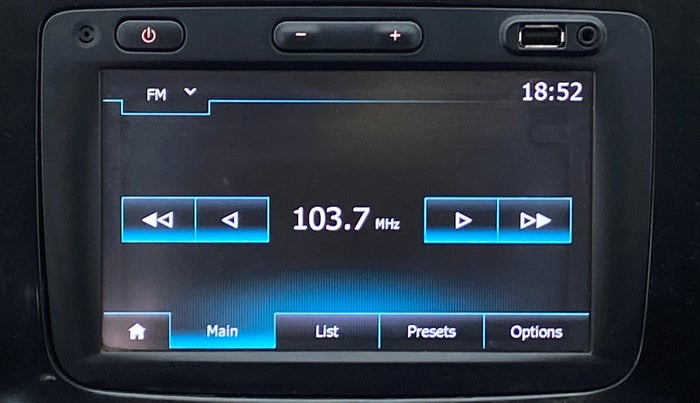 2018 Renault Kwid RXT 1.0 EASY-R AT OPTION, Petrol, Automatic, 41,698 km, Infotainment System