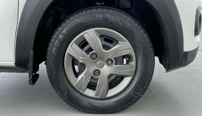 2018 Renault Kwid RXT 1.0 EASY-R AT OPTION, Petrol, Automatic, 41,698 km, Right Front Wheel