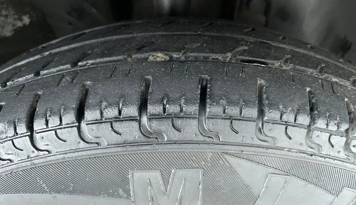 2018 Renault Kwid RXT 1.0 EASY-R AT OPTION, Petrol, Automatic, 41,698 km, Right Front Tyre Tread