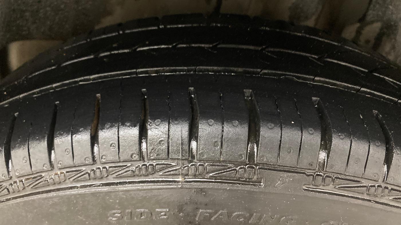2018 Maruti Swift VXI, Petrol, Manual, 73,277 km, Left Rear Tyre Tread