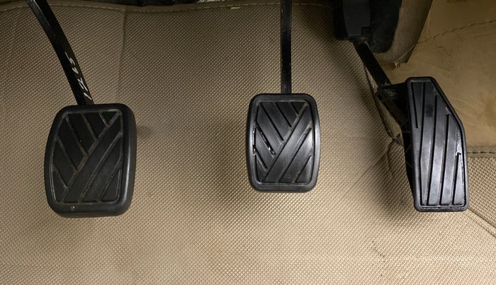 2018 Maruti Dzire VXI, Petrol, Manual, 50,440 km, Pedals
