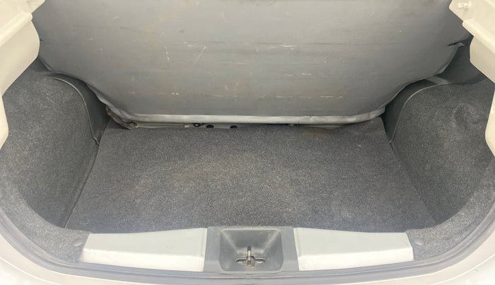 2017 Nissan Micra Active XV, Petrol, Manual, 58,938 km, Boot Inside