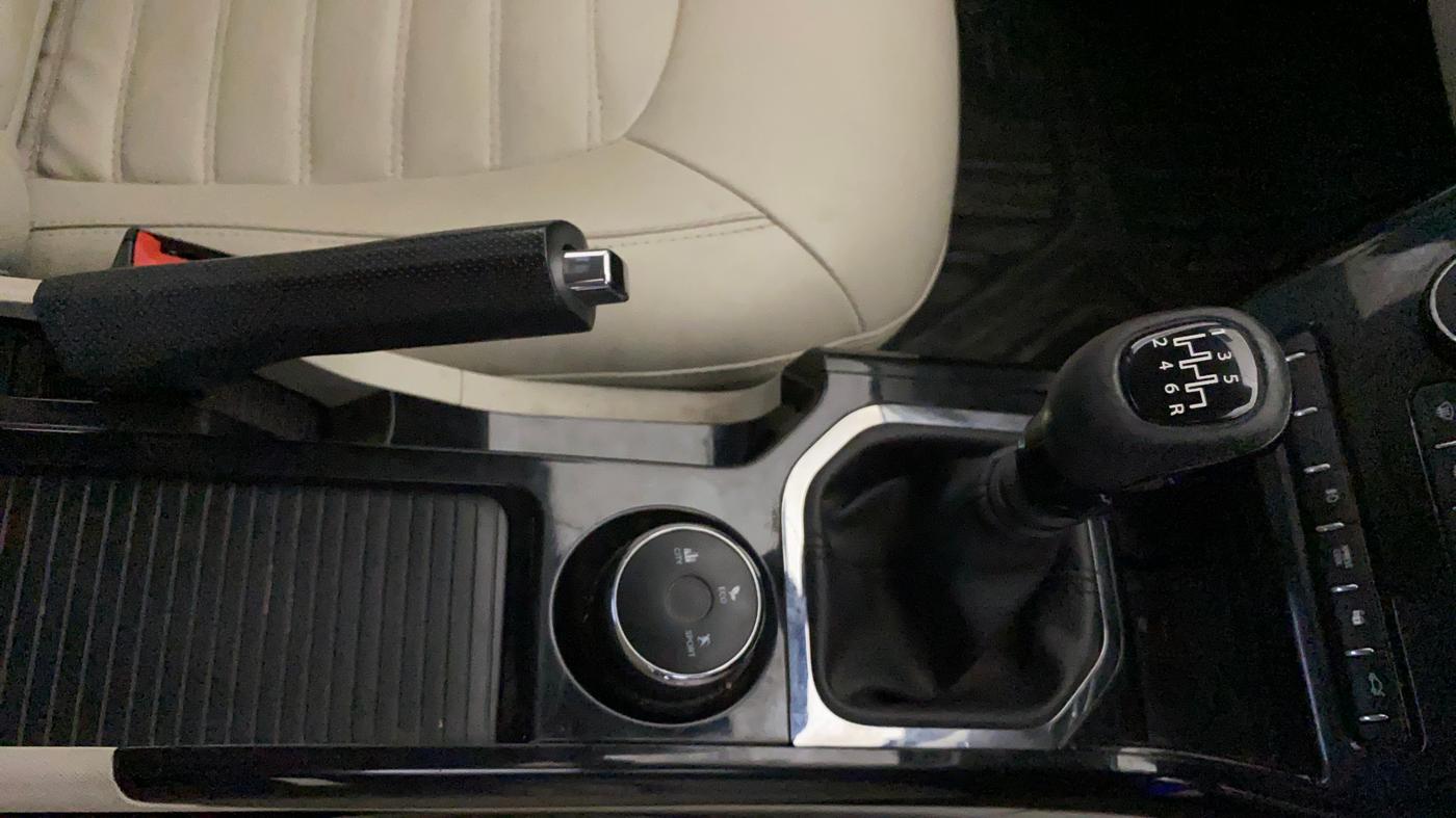 2021 Tata NEXON XZ PLUS (O) PETROL, Petrol, Manual, 83,627 km, Gear Lever