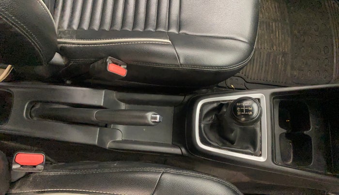 2019 Maruti Swift VXI, Petrol, Manual, 53,434 km, Gear Lever