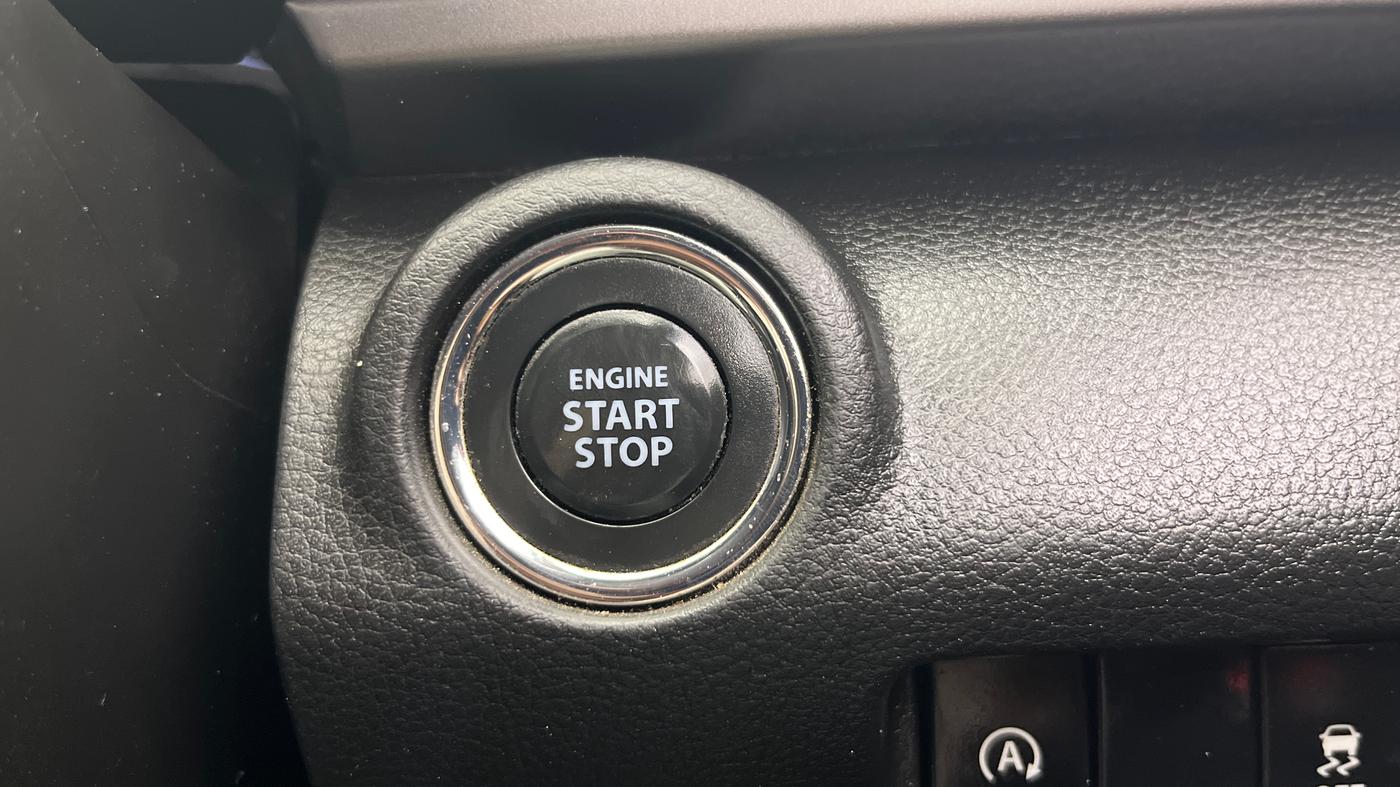2021 Maruti XL6 ALPHA AT, Petrol, Automatic, 1,00,446 km, Keyless Start/ Stop Button