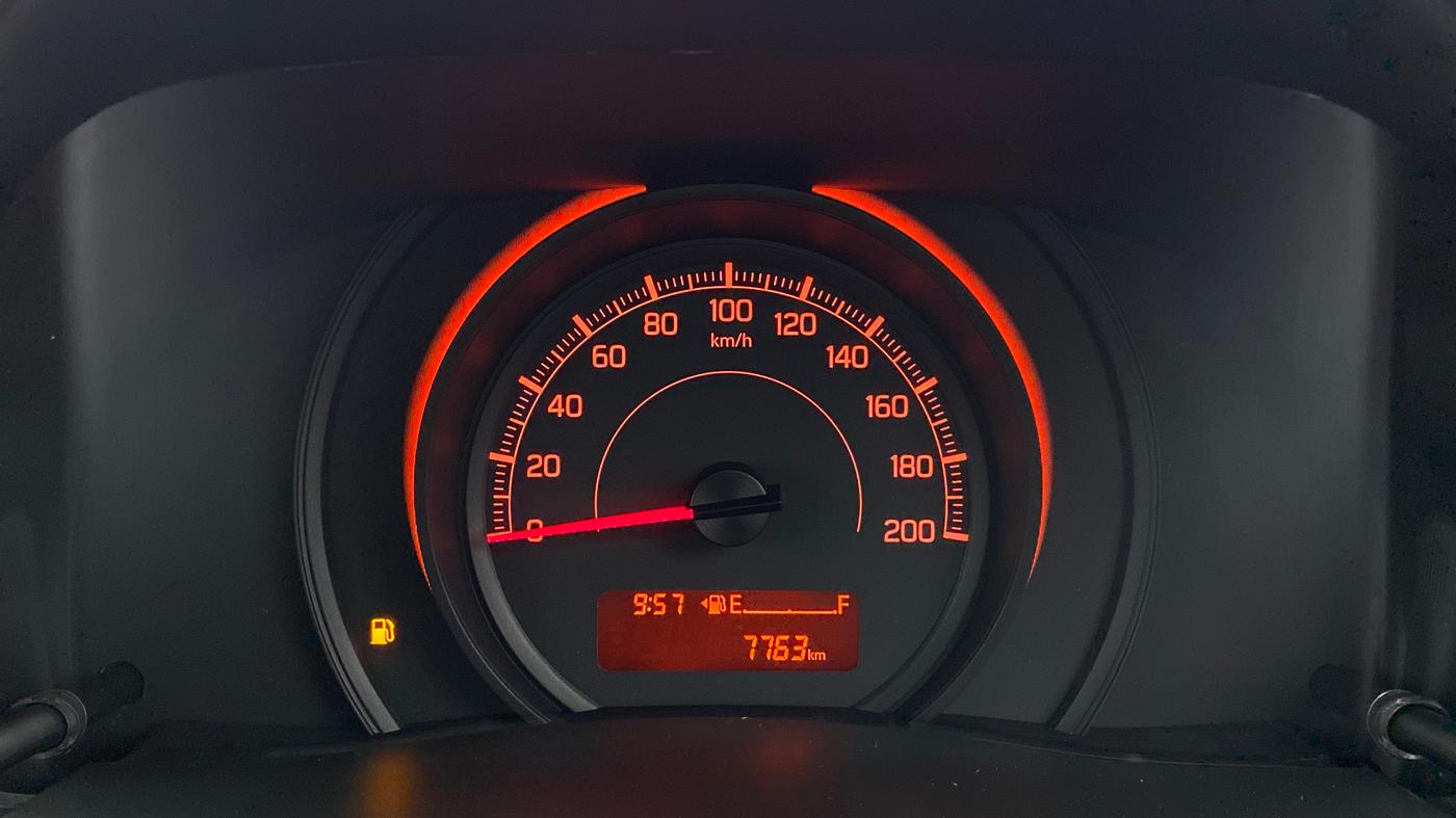 2021 Maruti Swift LXI D, Petrol, Manual, 7,969 km, Odometer Image