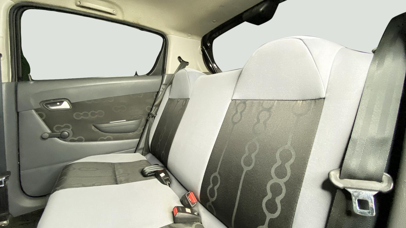 2015 Maruti Alto 800 LXI, Petrol, Manual, 24,515 km, Right Side Rear Door Cabin