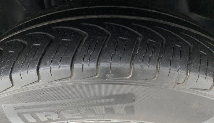 2018 Jeep Compass 2.0 LONGITUDE (O), Diesel, Manual, 81,804 km, Right Front Tyre Tread