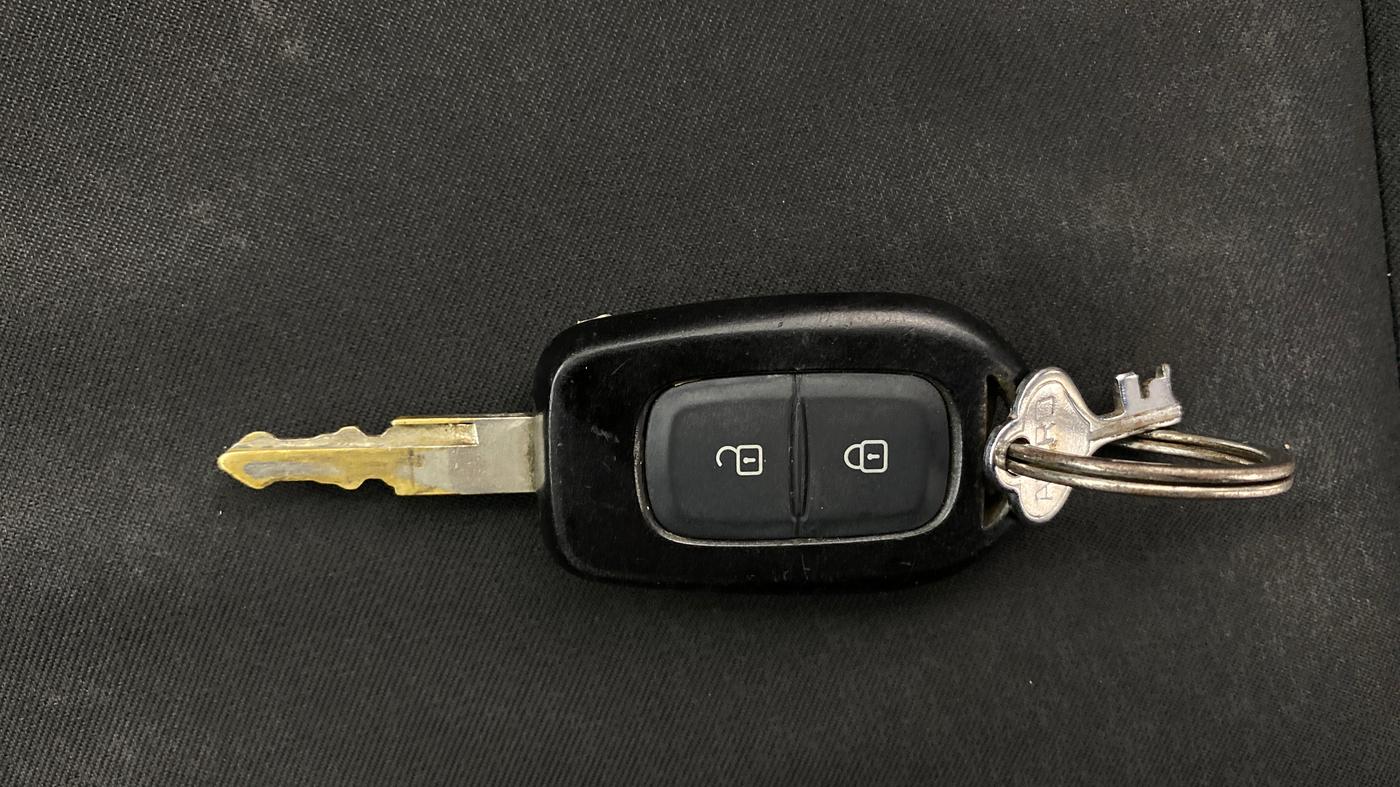2015 Renault Kwid RXT 0.8, Petrol, Manual, 80,401 km, Key Close Up