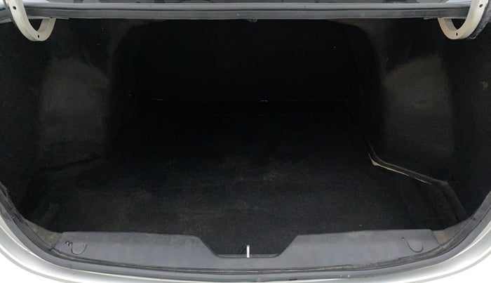2016 Maruti Ciaz VDI+ SHVS, Diesel, Manual, 79,597 km, Boot Inside