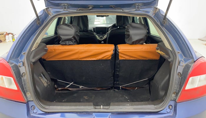 2016 Maruti Baleno ZETA DIESEL 1.3, Diesel, Manual, 1,31,116 km, Boot Inside