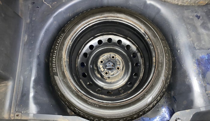 2016 Maruti Baleno ZETA DIESEL 1.3, Diesel, Manual, 1,31,116 km, Spare Tyre