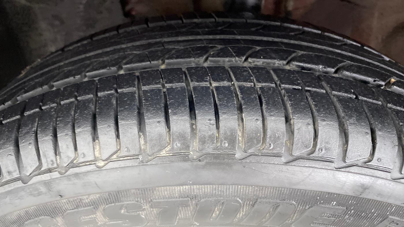 2016 Nissan Micra XV CVT, Petrol, Automatic, 20,724 km, Left Front Tyre Tread