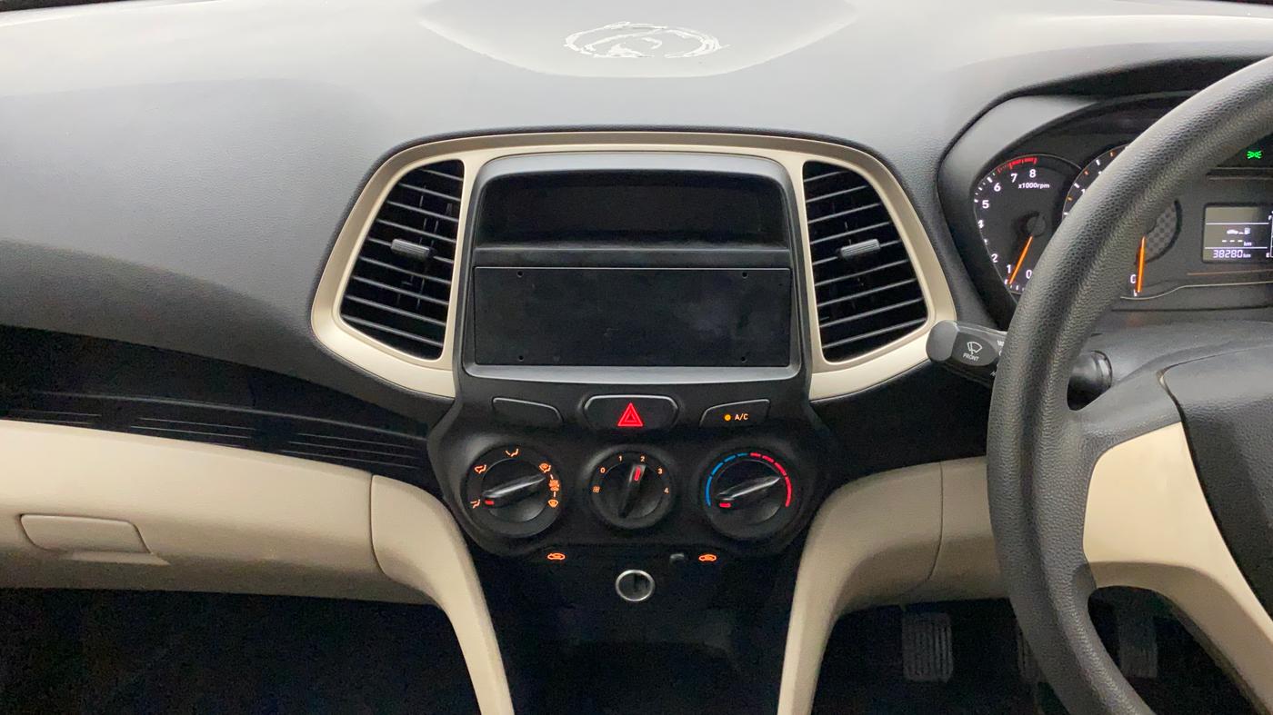 2022 Hyundai NEW SANTRO ERA EXECUTIVE, Petrol, Manual, 38,280 km, Air Conditioner