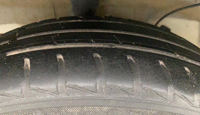 2022 Hyundai NEW SANTRO ERA EXECUTIVE, Petrol, Manual, 38,280 km, Right Rear Tyre Tread