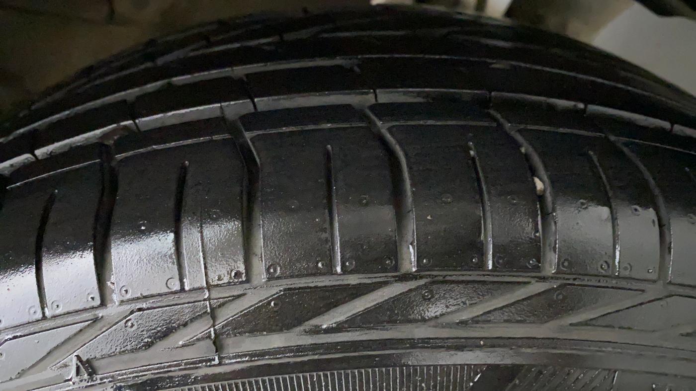 2020 Tata NEXON XZA + 1.2 PETROL A/T, Petrol, Automatic, 15,214 km, Left Front Tyre Tread