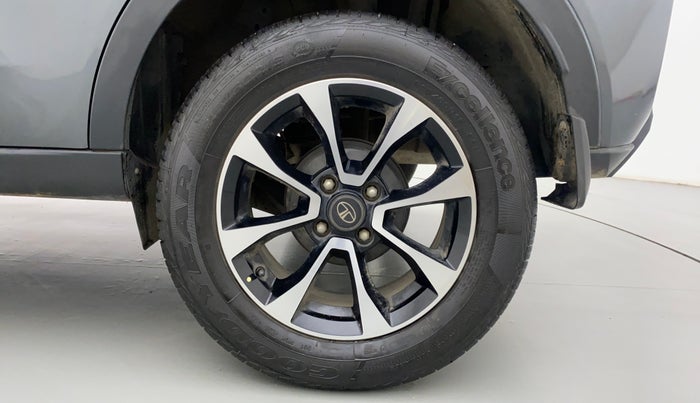 2020 Tata NEXON XZA + 1.2 PETROL A/T, Petrol, Automatic, 15,214 km, Left Rear Wheel