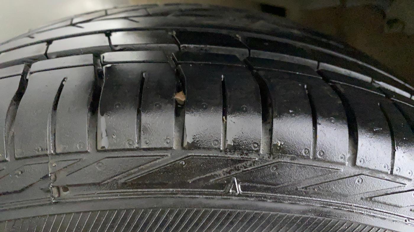 2020 Tata NEXON XZA + 1.2 PETROL A/T, Petrol, Automatic, 15,214 km, Left Rear Tyre Tread