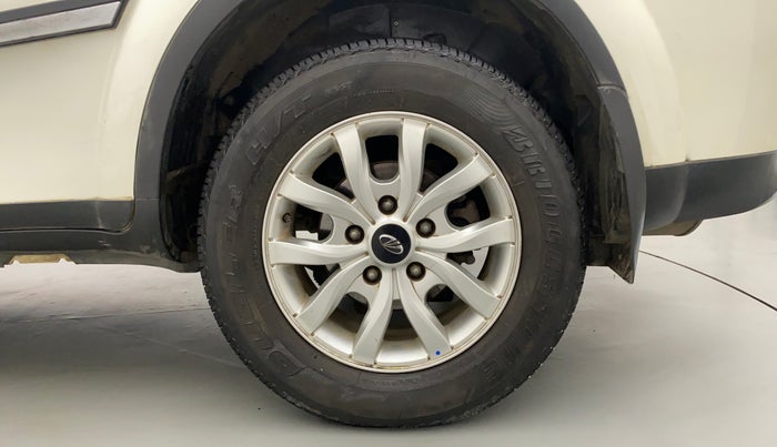 2018 Mahindra XUV500 W9, Diesel, Manual, 70,203 km, Left Rear Wheel