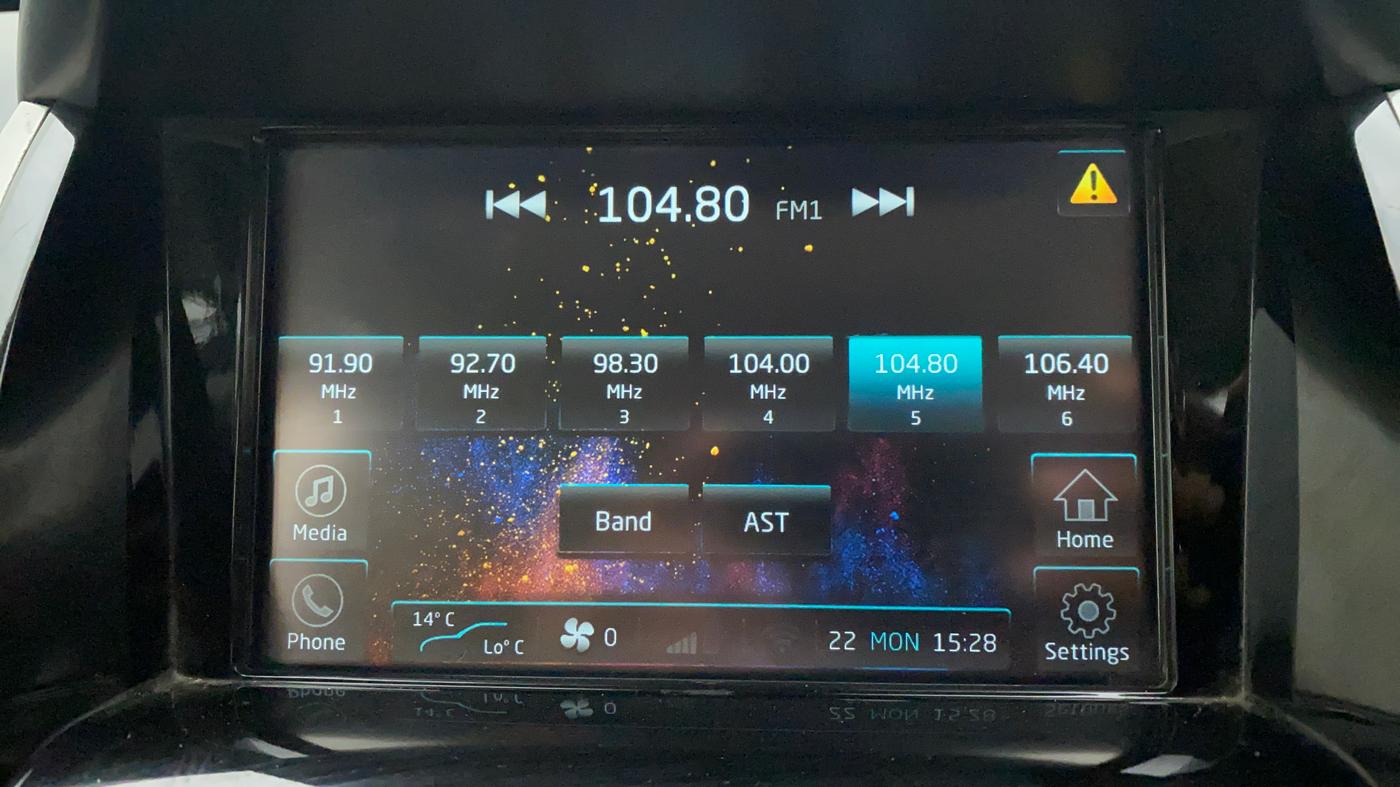2018 Mahindra XUV500 W9, Diesel, Manual, 70,203 km, Touchscreen Infotainment System