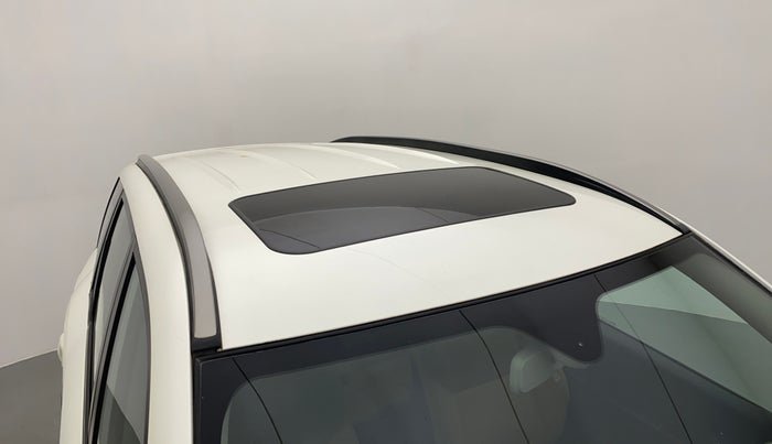 2018 Mahindra XUV500 W9, Diesel, Manual, 70,203 km, Roof