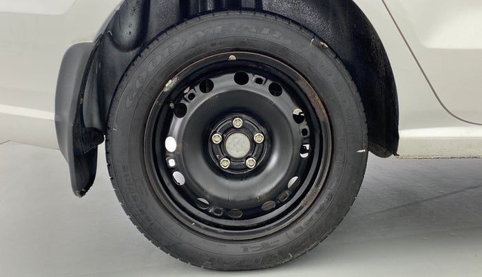 2018 Volkswagen Ameo COMFORTLINE 1.0, Petrol, Manual, 23,990 km, Right Rear Wheel