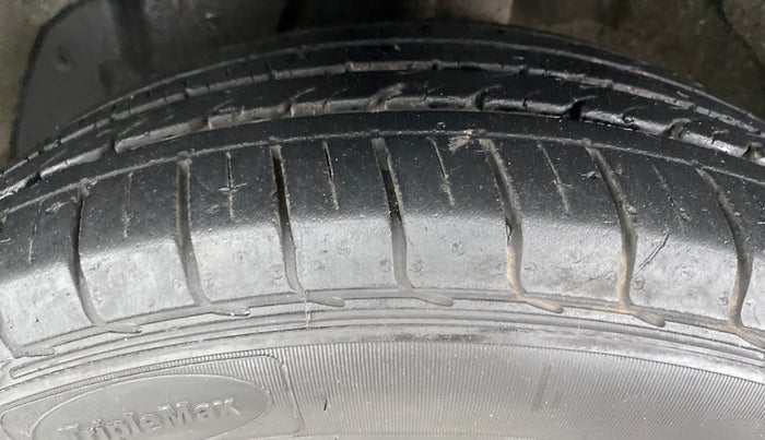 2019 MG HECTOR SHARP 2.0 DIESEL, Diesel, Manual, 14,933 km, Left Front Tyre Tread