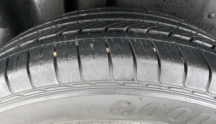 2019 MG HECTOR SHARP 2.0 DIESEL, Diesel, Manual, 14,933 km, Right Rear Tyre Tread