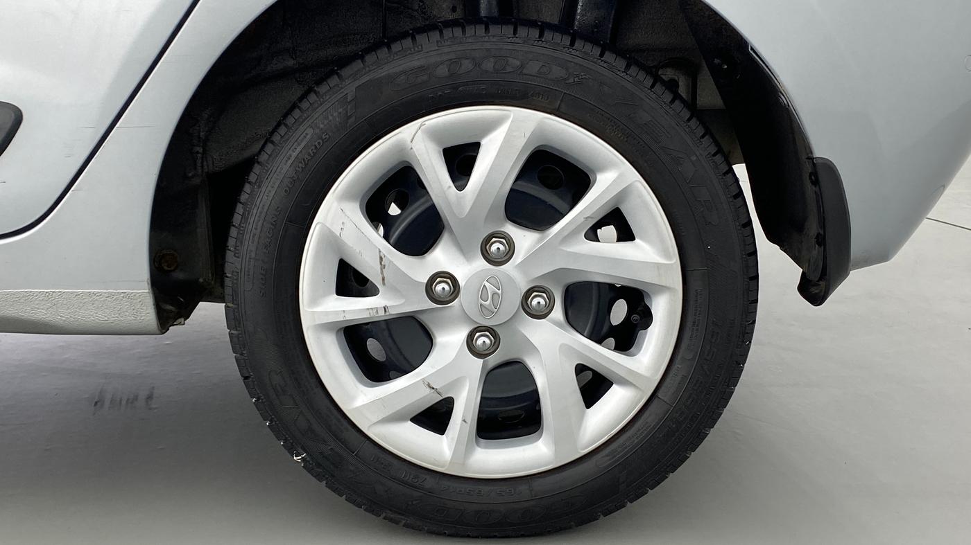2018 Hyundai Grand i10 SPORTZ 1.2 KAPPA VTVT, Petrol, Manual, 28,653 km, Left Rear Wheel