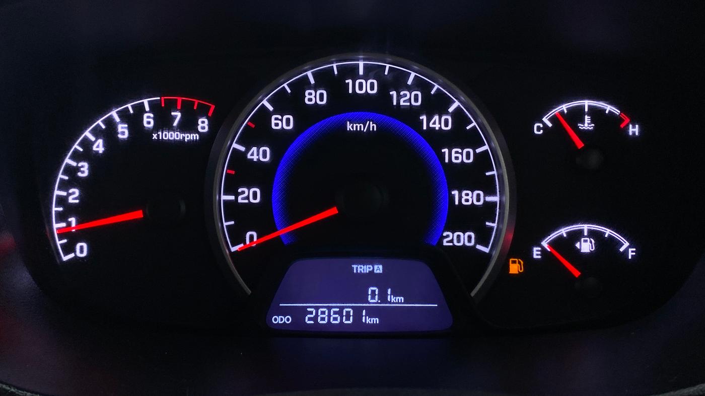 2018 Hyundai Grand i10 SPORTZ 1.2 KAPPA VTVT, Petrol, Manual, 28,653 km, Odometer Image