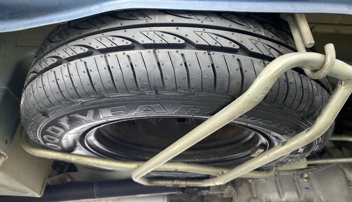 2018 Maruti OMNI E STD, Petrol, Manual, 13,127 km, Spare Tyre