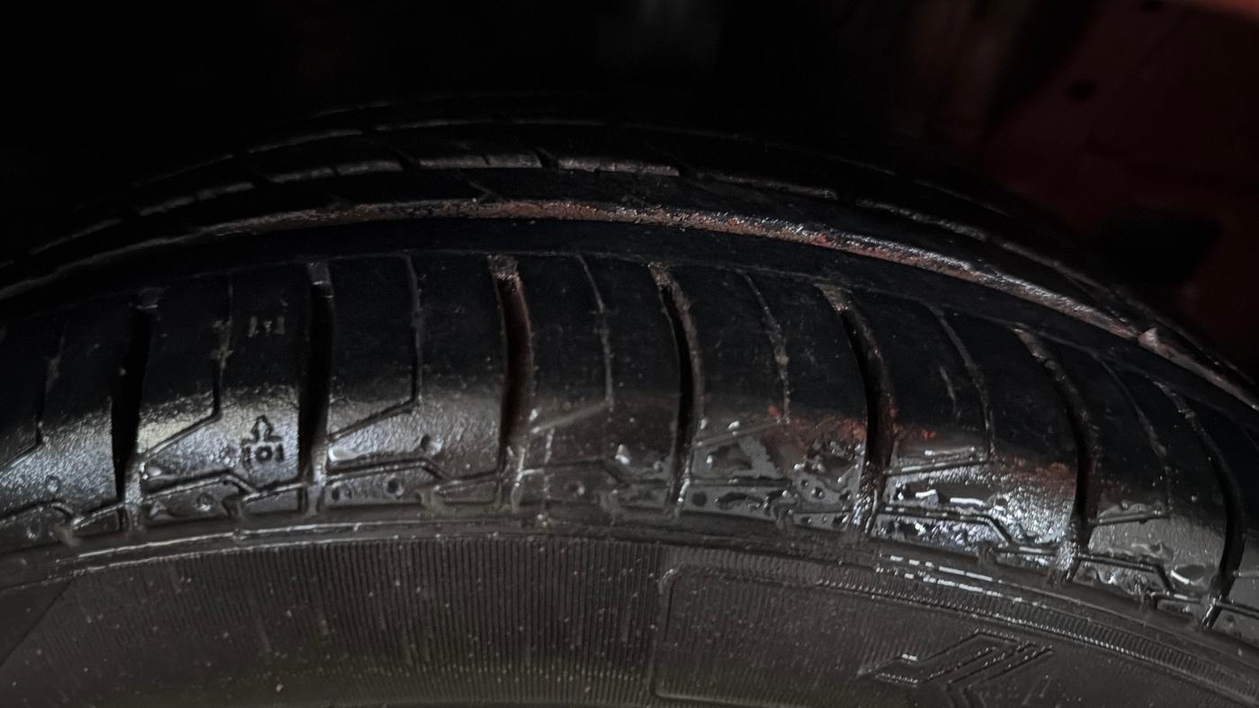 2020 Tata ALTROZ XZ PETROL, Petrol, Manual, 96,492 km, Right Front Tyre Tread