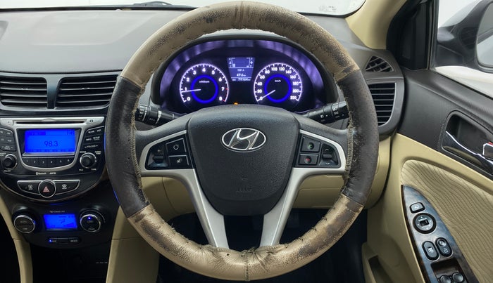 2012 Hyundai Verna FLUIDIC 1.6 SX VTVT, CNG, Manual, 79,618 km, Steering Wheel Close Up
