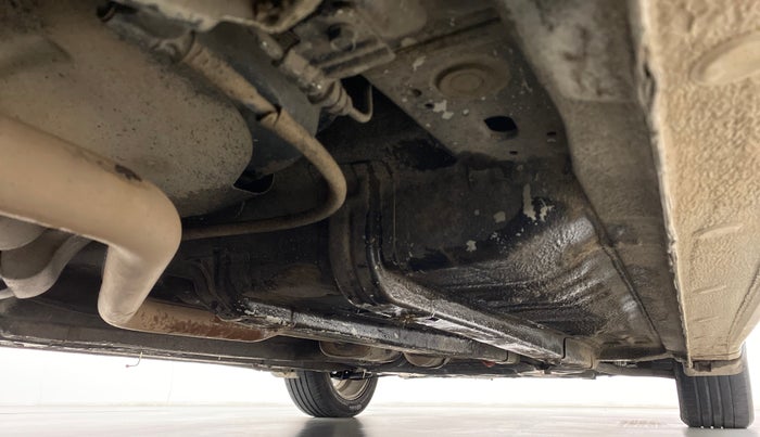 2012 Hyundai Verna FLUIDIC 1.6 SX VTVT, CNG, Manual, 79,618 km, Right Side Underbody