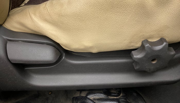 2012 Hyundai Verna FLUIDIC 1.6 SX VTVT, CNG, Manual, 79,618 km, Driver Side Adjustment Panel