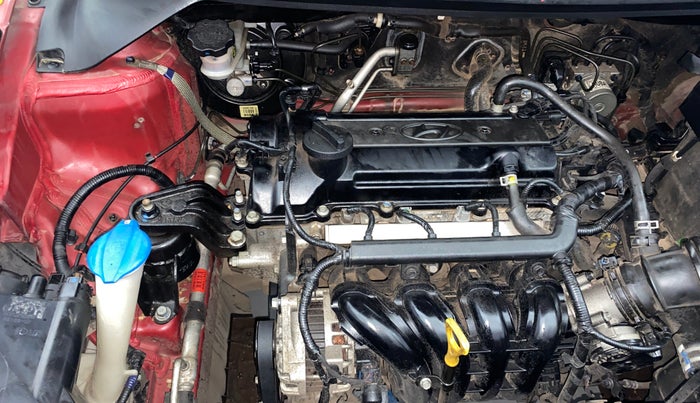 2017 Hyundai Elite i20 ASTA 1.2 DUAL TONE, Petrol, Manual, 1,00,868 km, Engine View - Right