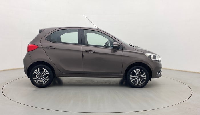 2018 Tata Tiago XZ PETROL, Petrol, Manual, 34,721 km, Right Side View