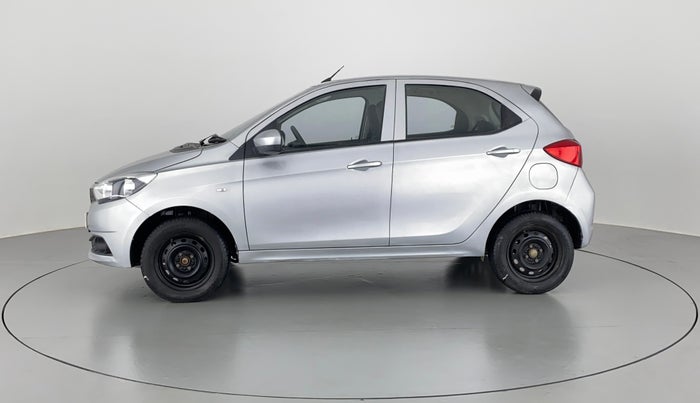 2017 Tata Tiago XT 1.2 REVOTRON, Petrol, Manual, 15,250 km, Left Side