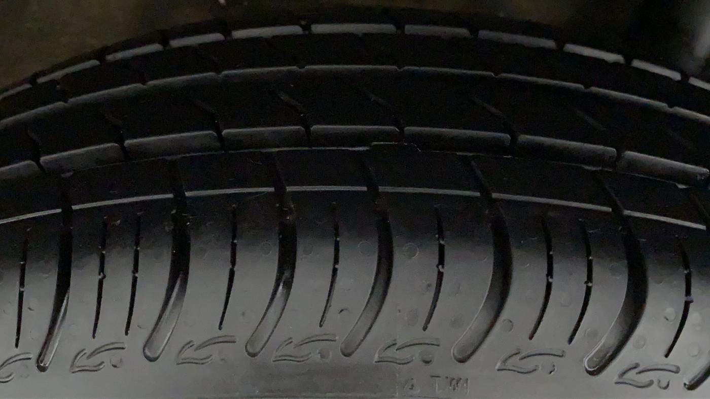 2020 Maruti S PRESSO VXI PLUS AGS, Petrol, Automatic, 8,479 km, Left Front Tyre Tread