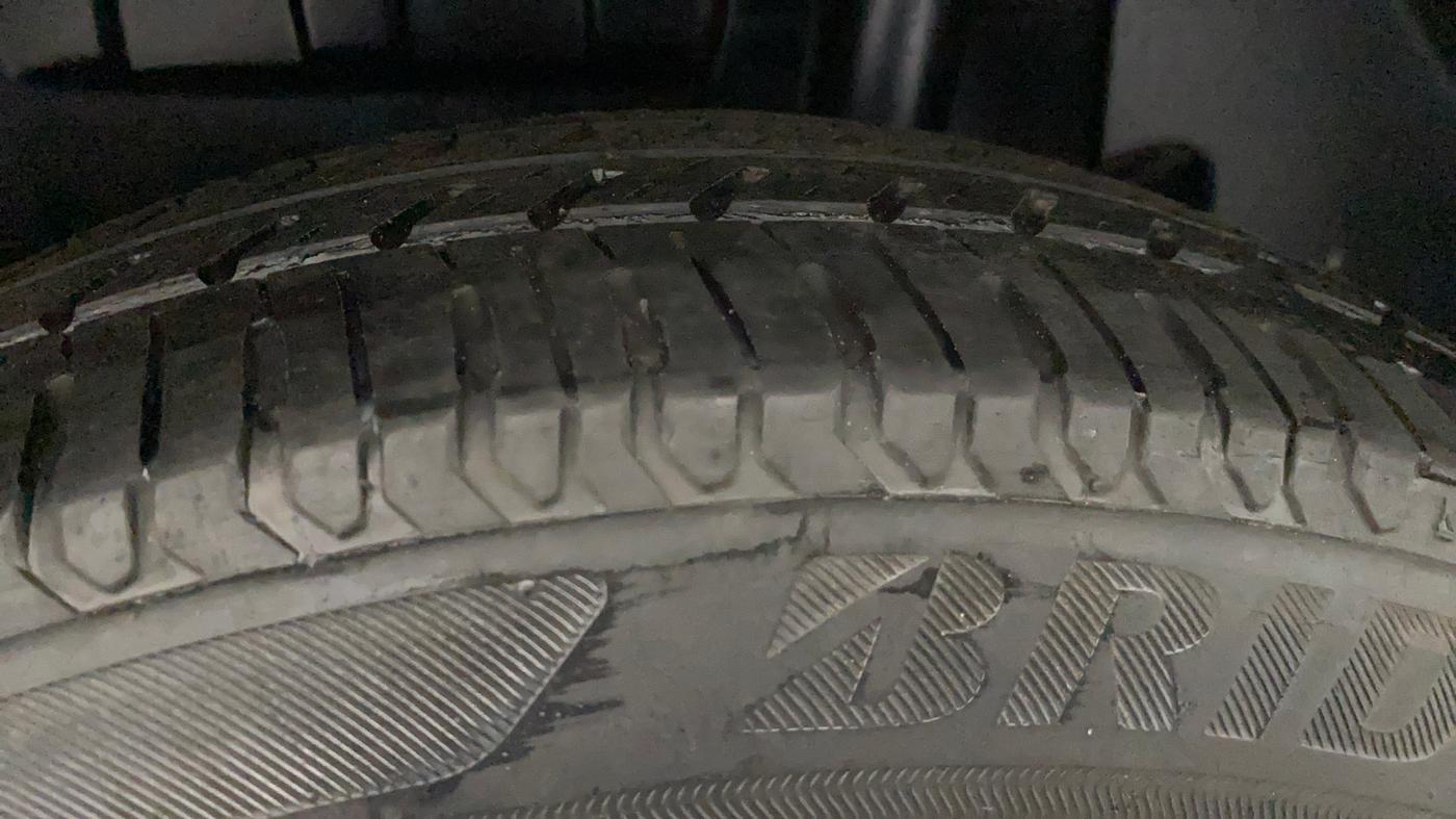 2021 Maruti Dzire VXI, Petrol, Manual, 62,996 km, Left Rear Tyre Tread